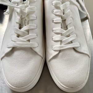 NWT jcrew white sneakers